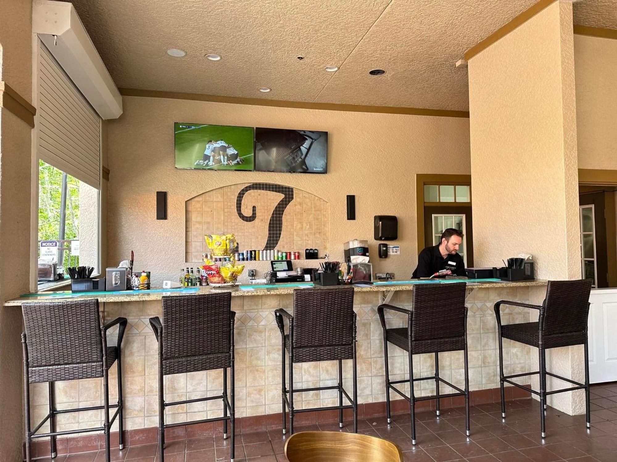 Spacious Modern 3br-2ba In Champions Gate